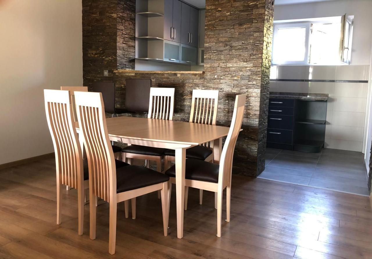 Sakota Family House Apartman Kamanc Kültér fotó