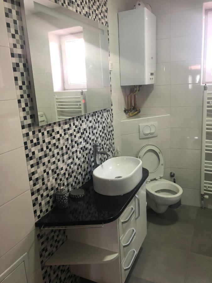 Sakota Family House Apartman Kamanc Kültér fotó
