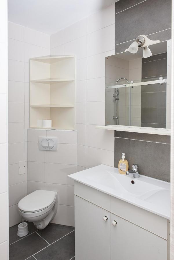 Sakota Family House Apartman Kamanc Kültér fotó