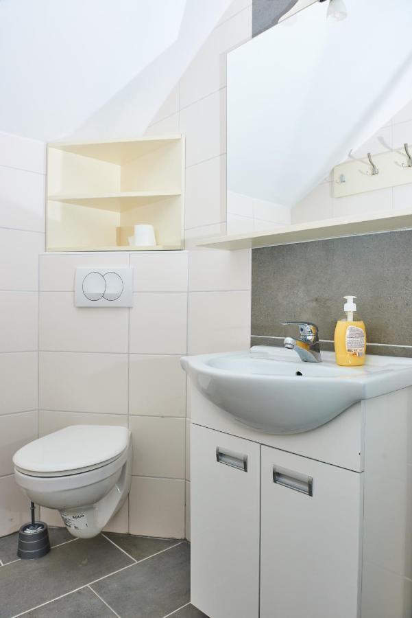 Sakota Family House Apartman Kamanc Kültér fotó
